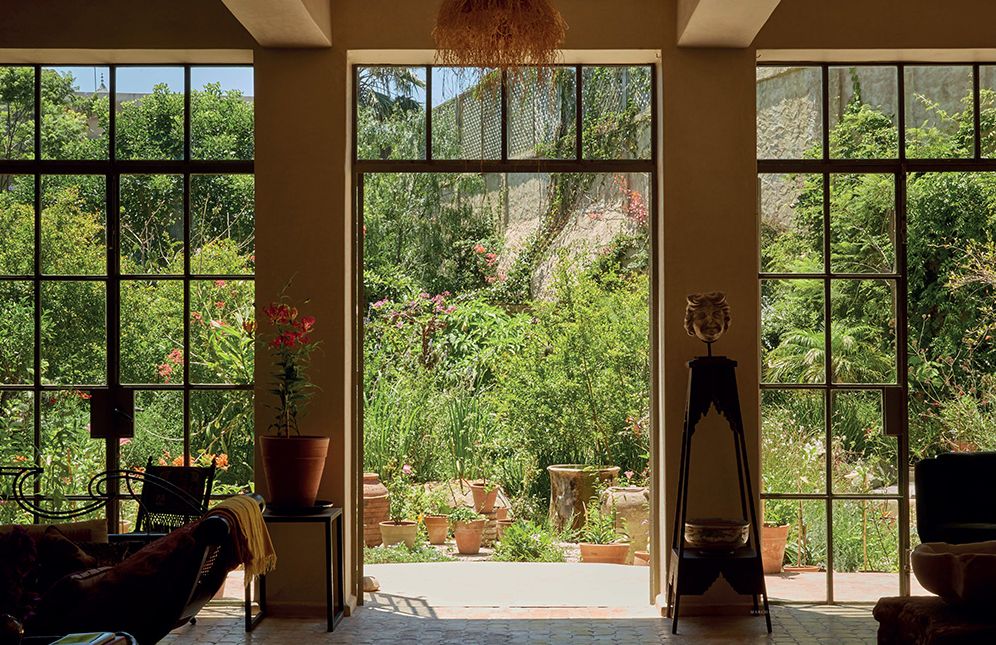 Inside Tangier : Houses & Gardens