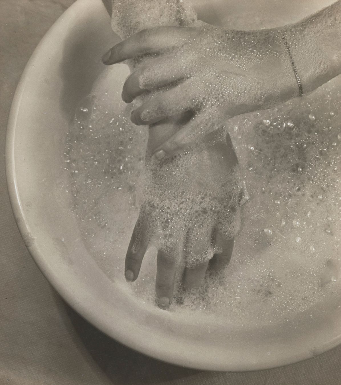 From Bauhaus to Buenos Aires: Grete Stern Horacio Coppola