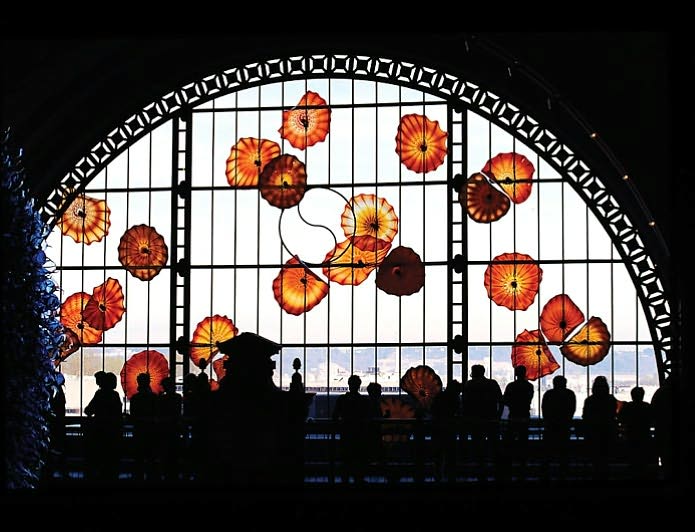 Chihuly: Through the Looking Glass