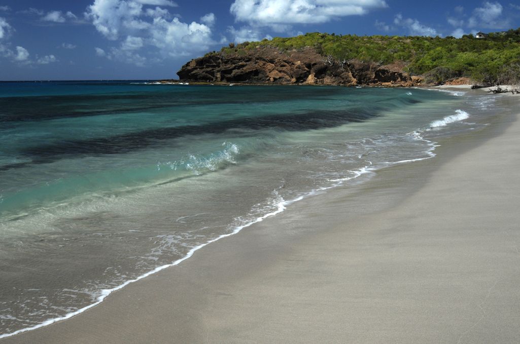 Islands of Eden: St.Vincent and the Grenadines
