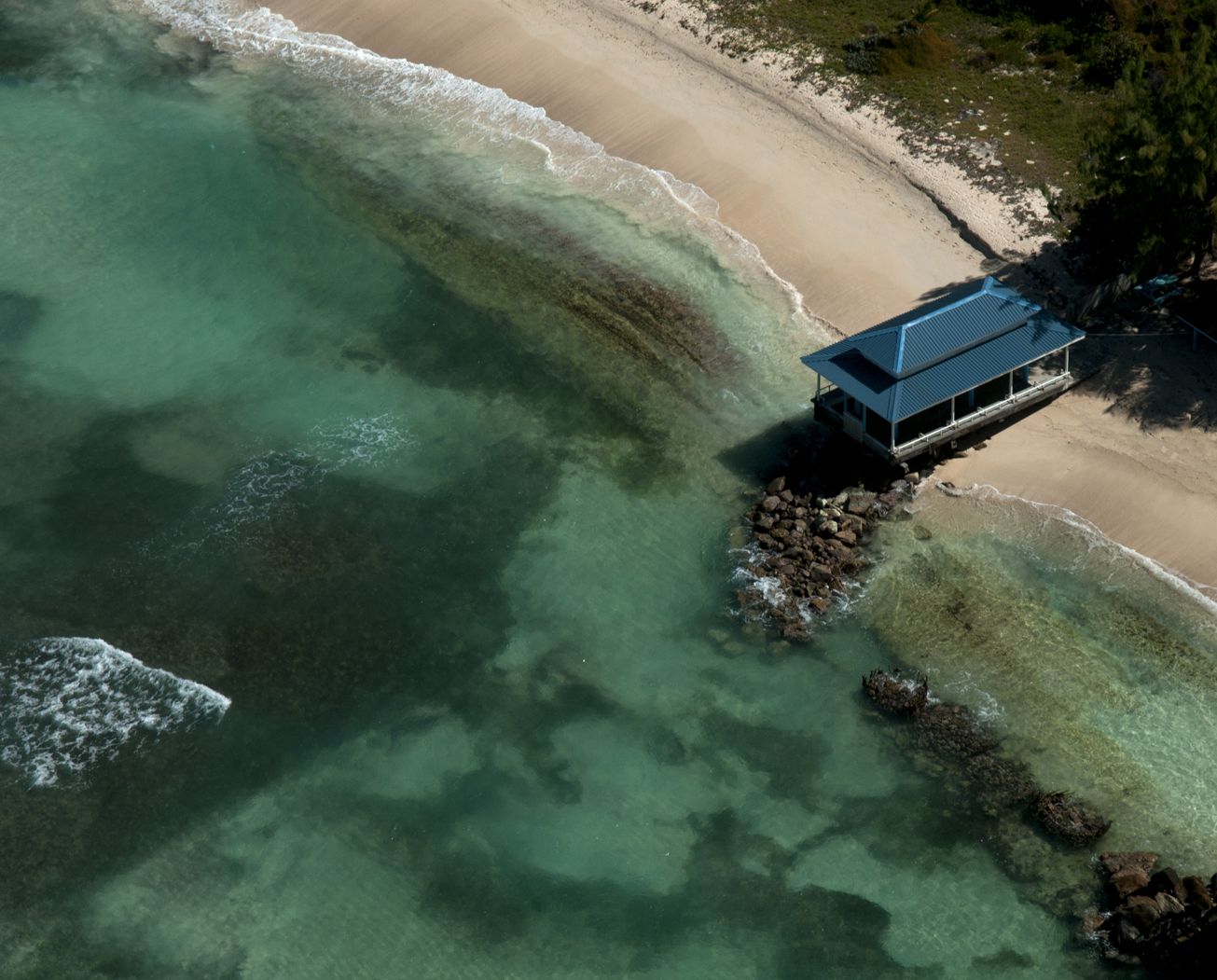 Islands of Eden: St.Vincent and the Grenadines