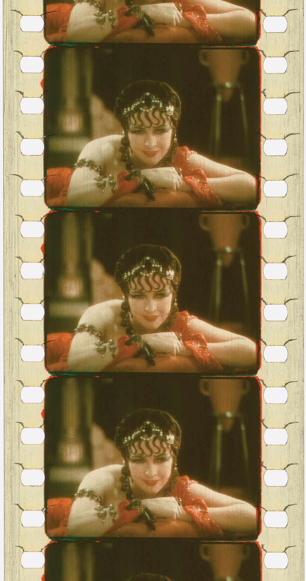 The Dawn of Technicolor: 1915-1935