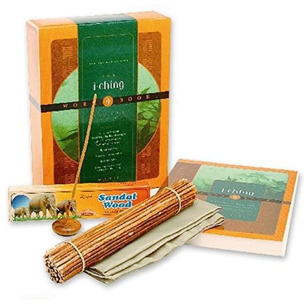 The I Ching Workbook Gift Set: The I Ching Workbook + 50 yarrow Stalks