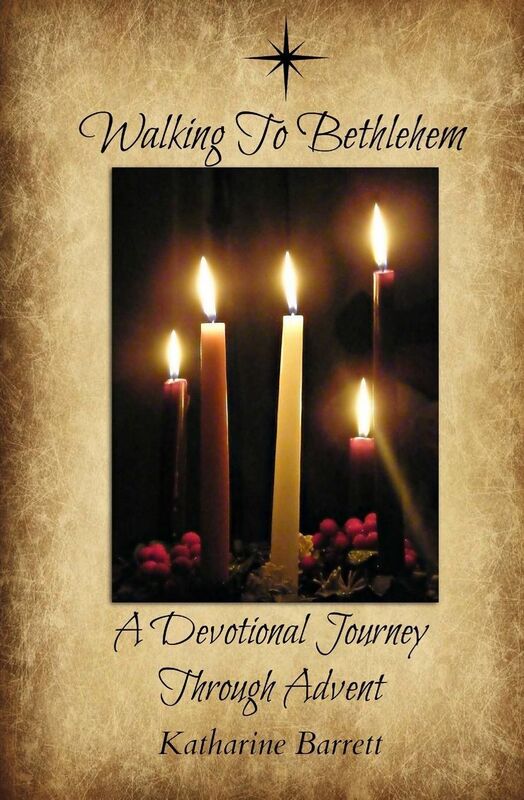 Walking To Bethlehem: A Devotional Journey Through Advent