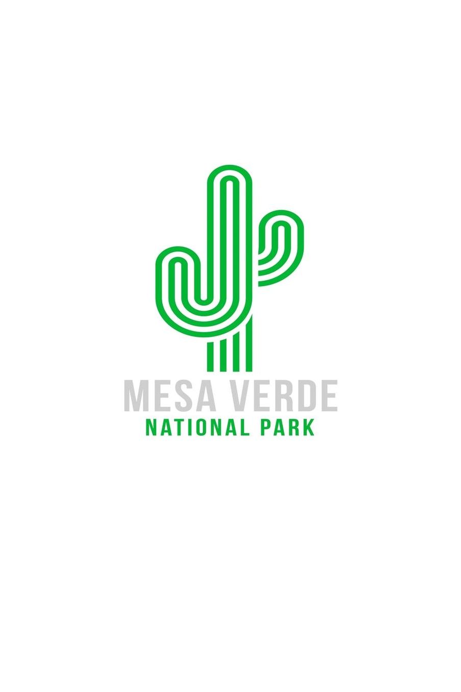 Mesa Verde National Park: Notebook With Lined College Ruled Paper For Hiking, Camping & Biking Fans. Blank Notepad Journal for Men, Women & Kids. Fun Christmas Or Birthday Gift For Desert Nature Lovers.