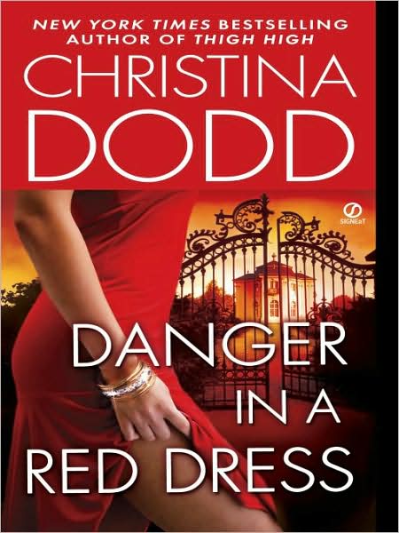 Danger in a Red Dress (Fortune Hunter Series #4)