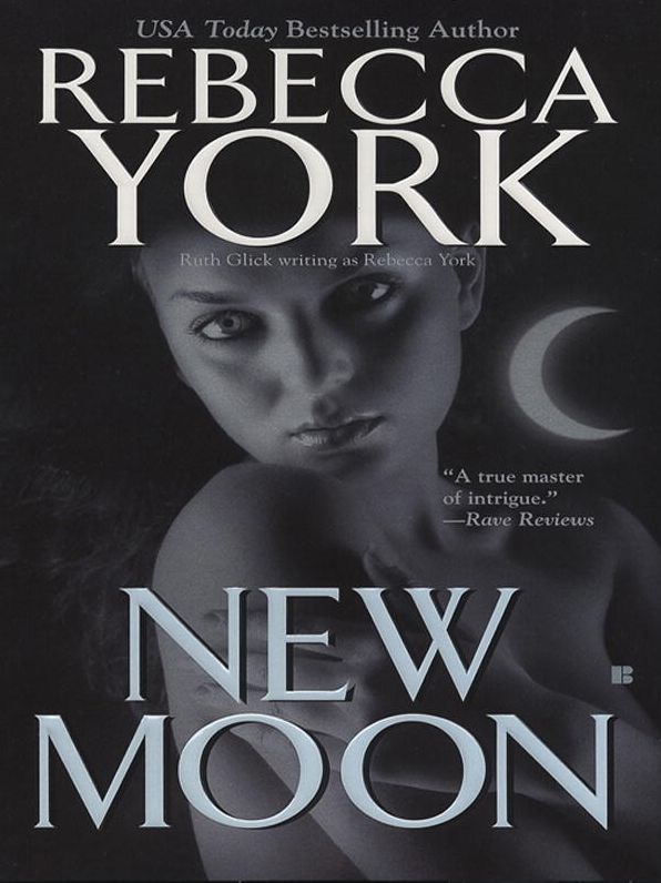 New Moon (Moon Series #6)