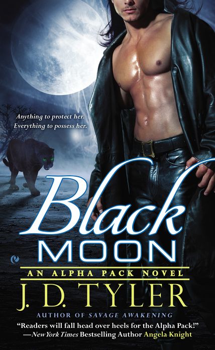 Black Moon (Alpha Pack Series #3)