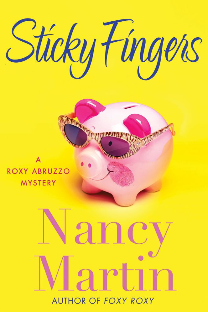 Sticky Fingers (Roxy Abruzzo Series #2)