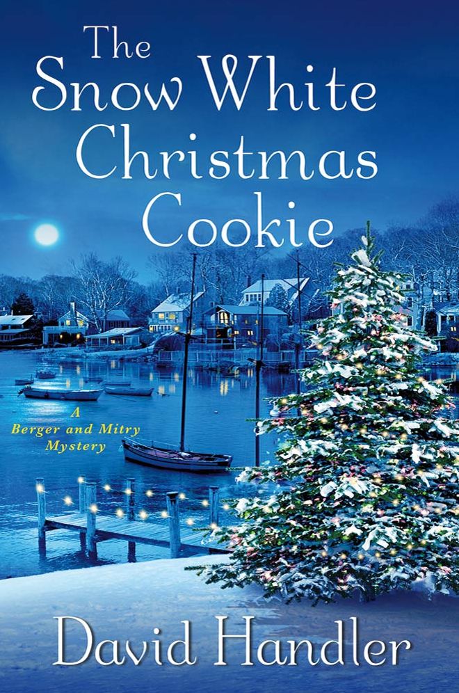 The Snow White Christmas Cookie: A Berger and Mitry Mystery