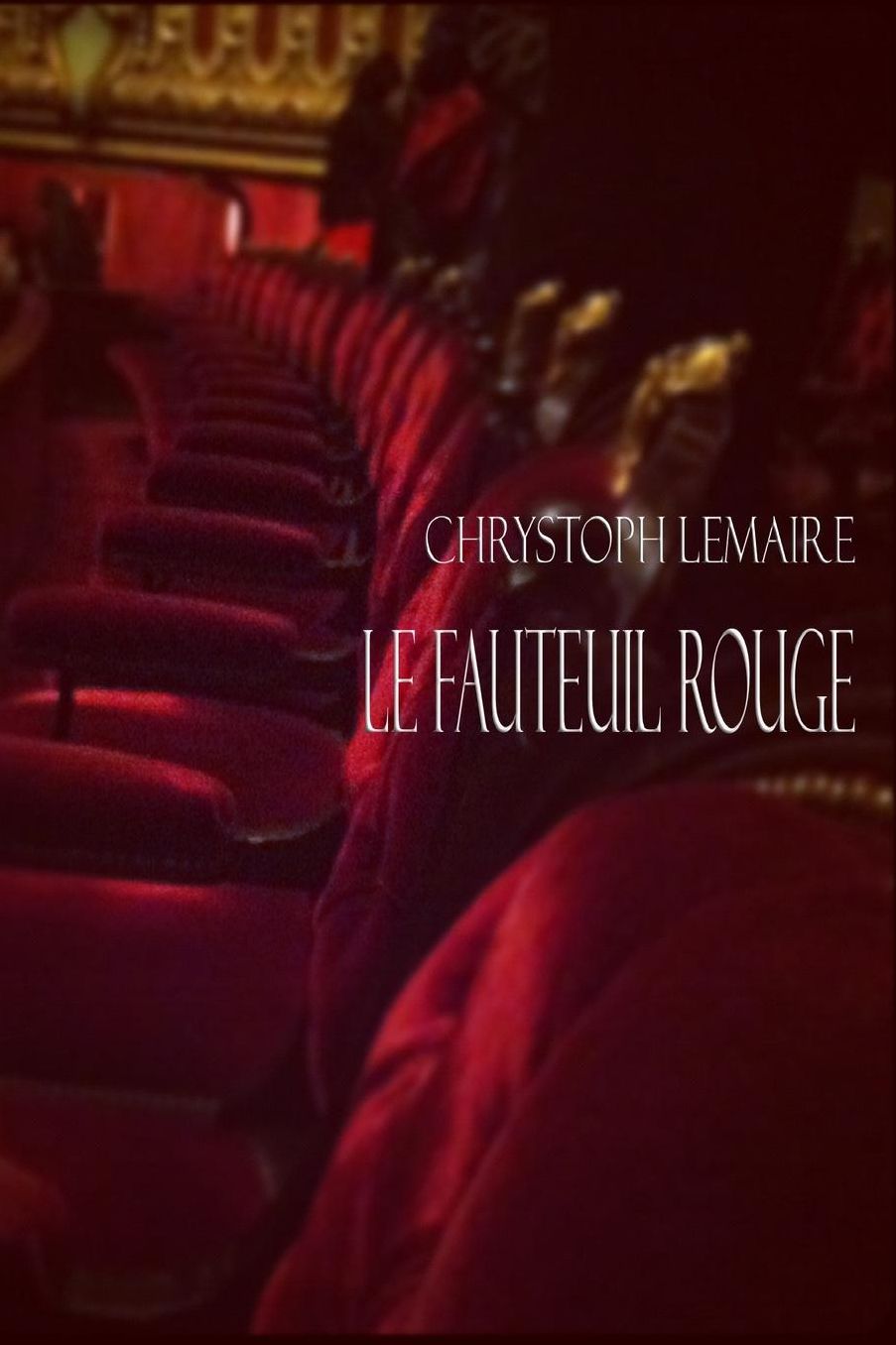 LE FAUTEUIL ROUGE