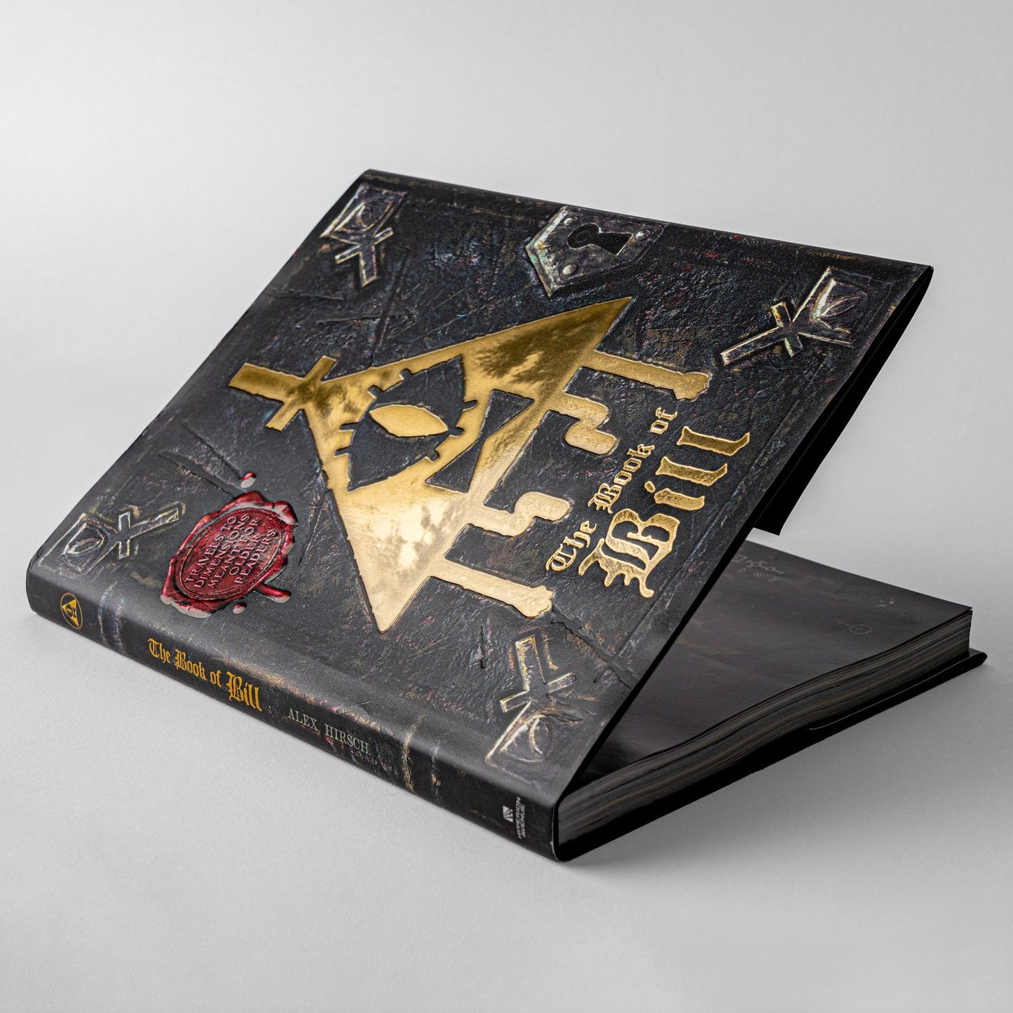 The Hunger Games Trilogy Boxset (Paperback Classic Collection) (B&N Exclusive Edition)