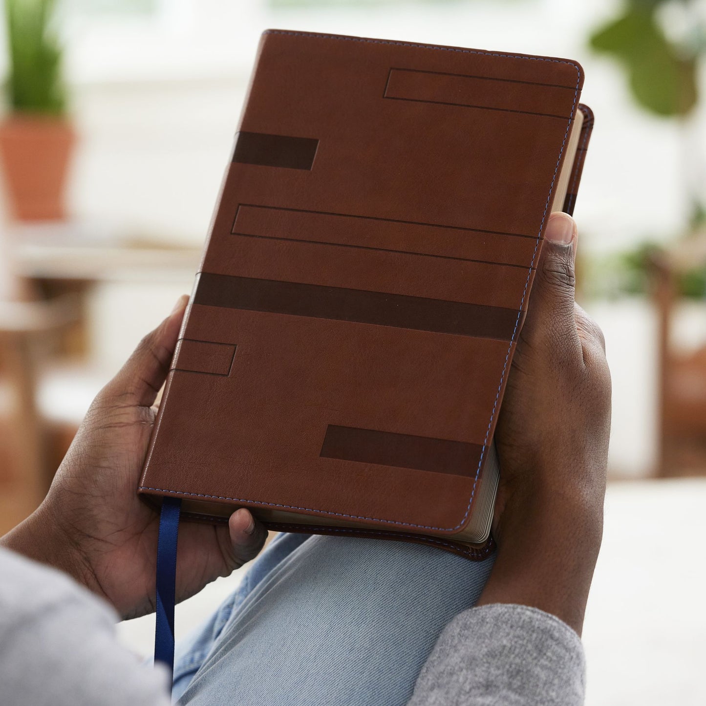 Color Code Study Bible, Revealing God's Truth Color by Color (NKJV, Brown Leathersoft, Red Letter, Thumb Indexed)