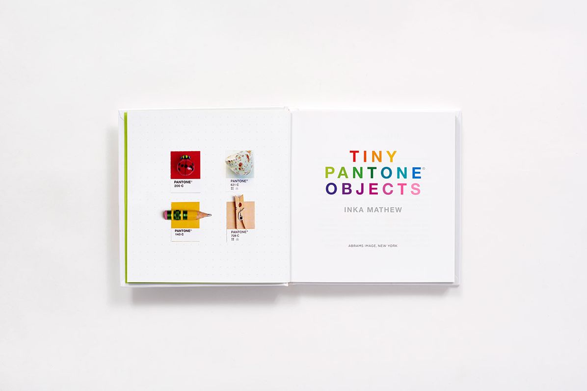 Tiny PANTONE Objects