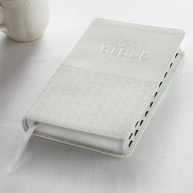 KJV Bible Deluxe Gift (Faux Leather, White)