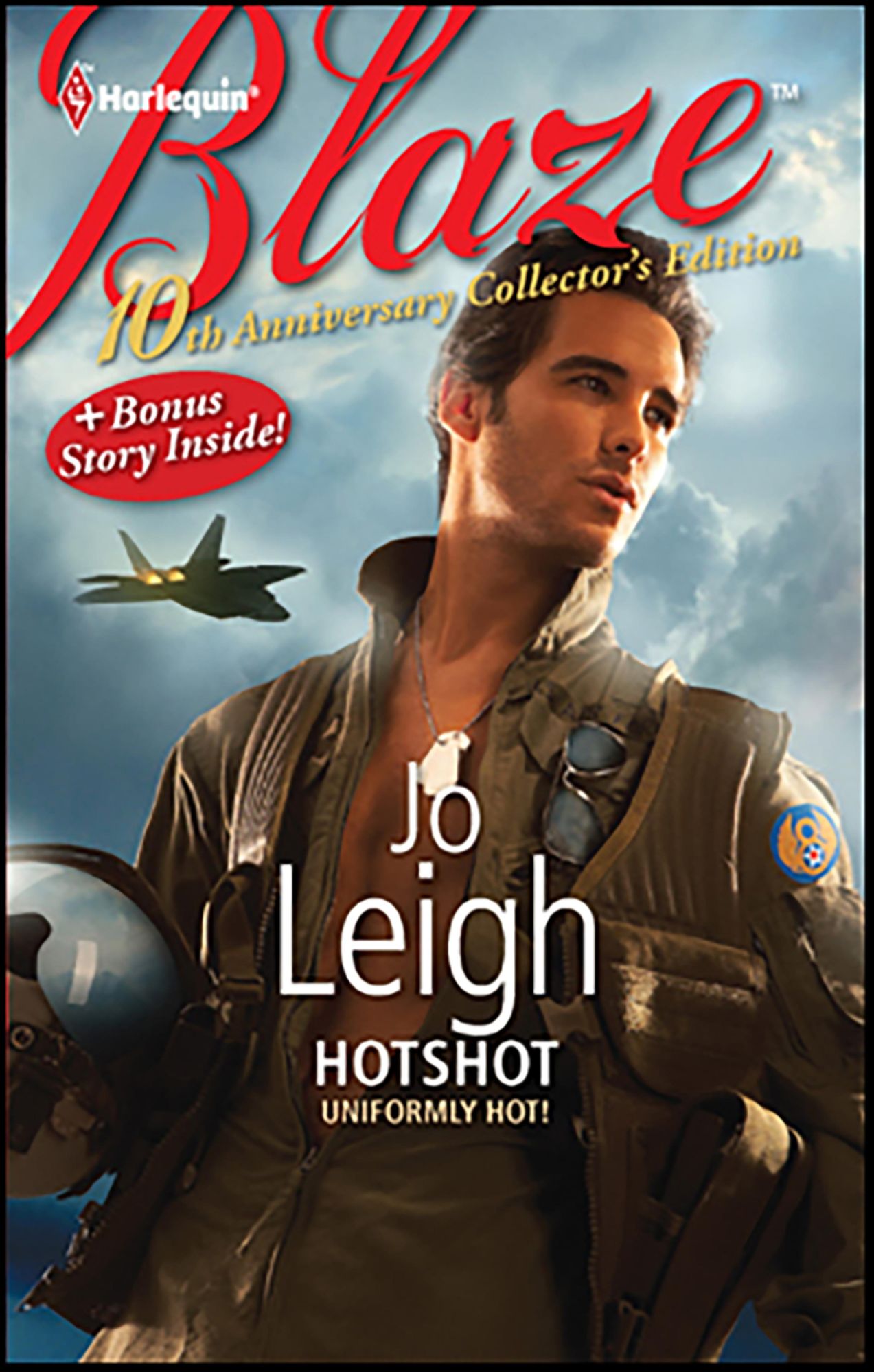 Hotshot: HotshotGoing for It (Harlequin Blaze Series #628)