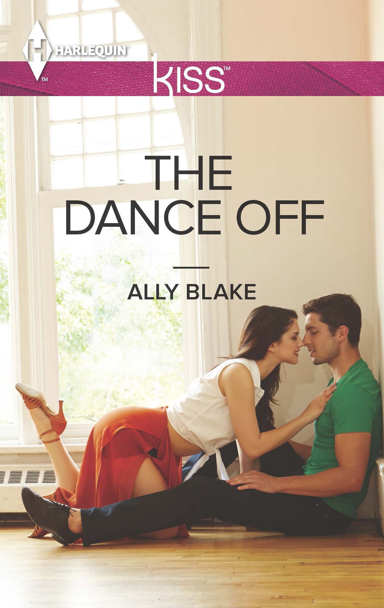 The Dance Off (Harlequin Kiss Series #45)