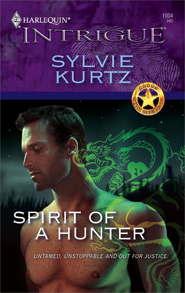 Spirit of a Hunter (Harlequin Intrigue Series #1004)