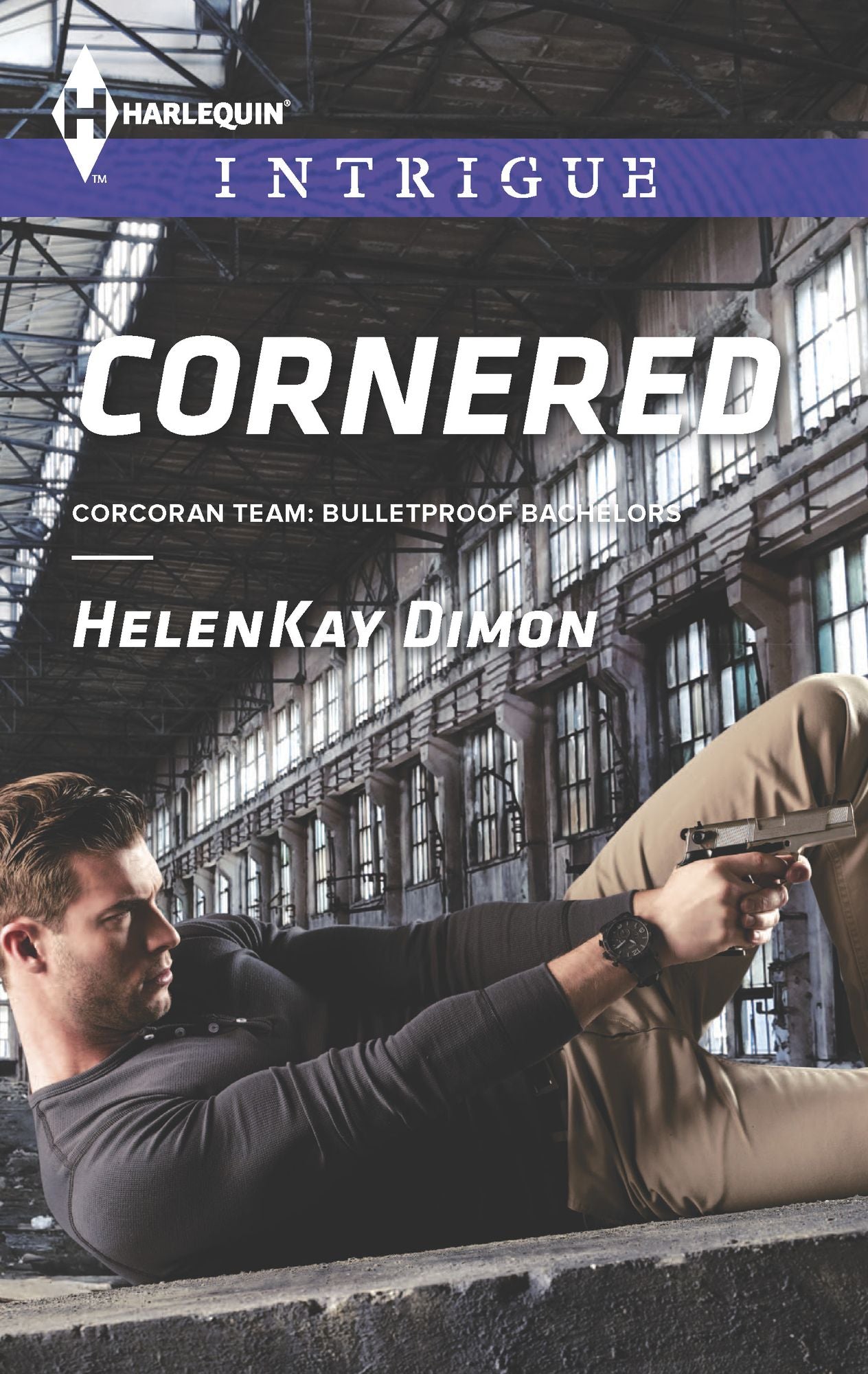 Cornered (Harlequin Intrigue Series #1571)