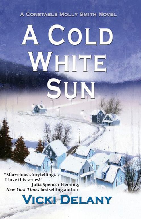 A Cold White Sun: A Constable Molly Smith Mystery