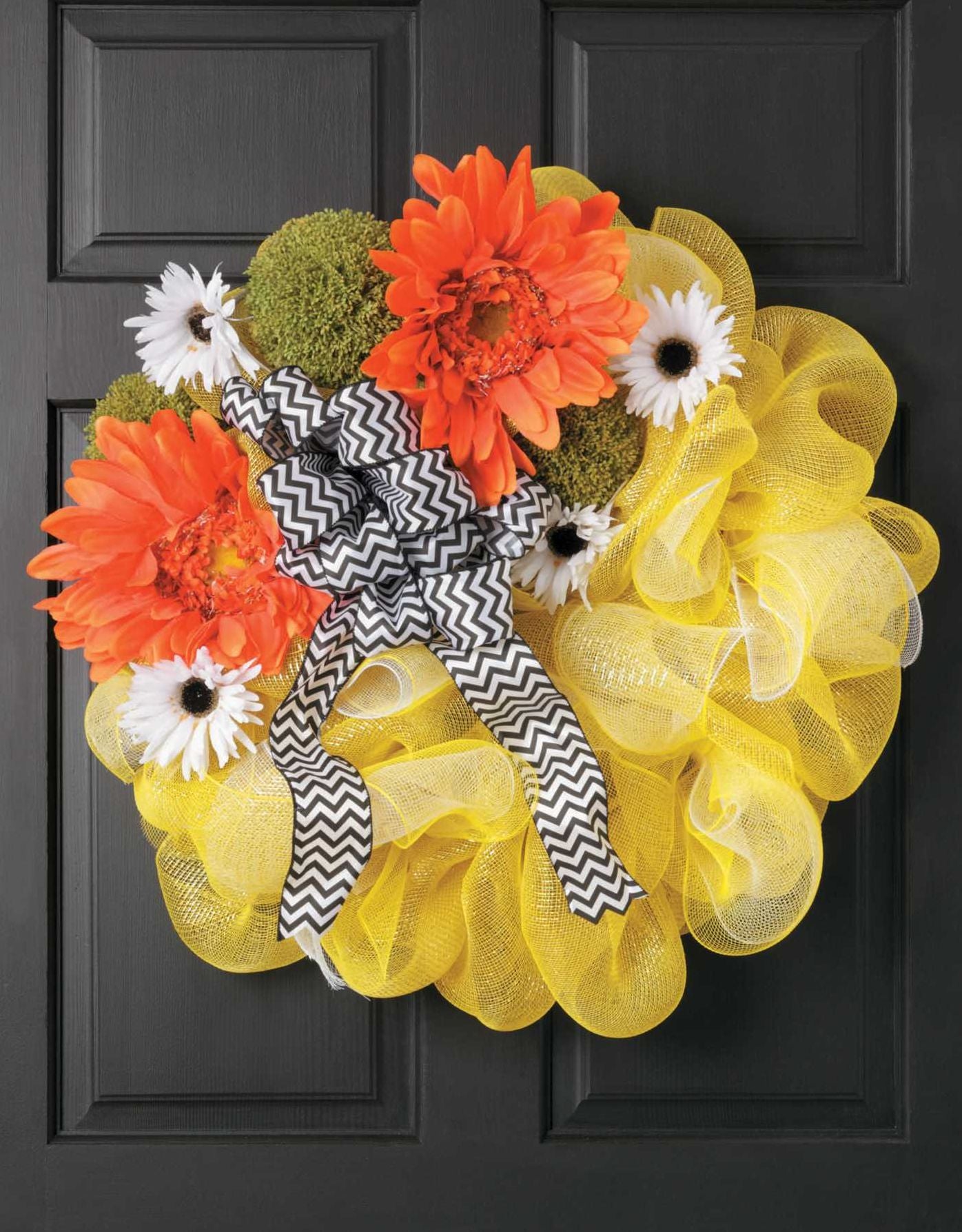 Learn to Make Deco Mesh Wreaths