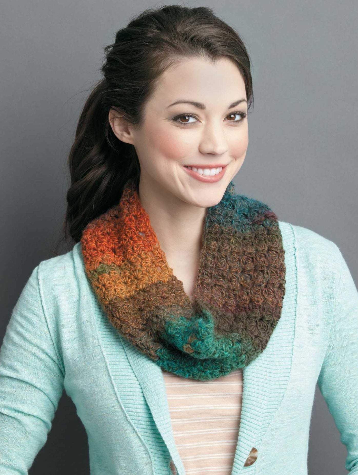 Scarves & Cowls: Crochet