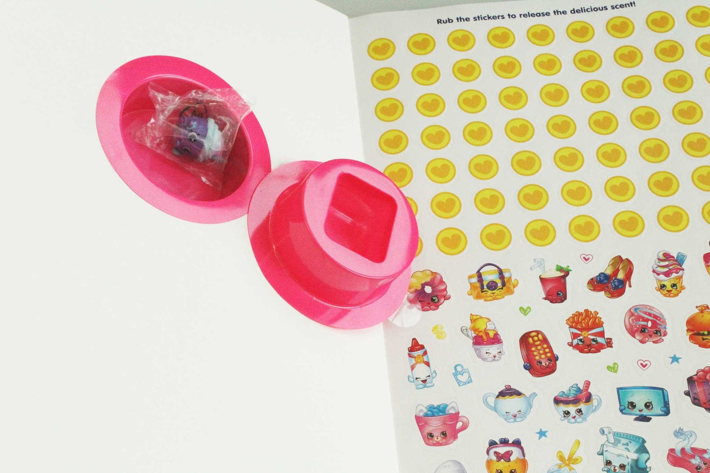 Shopkins Seek and Find Supreme