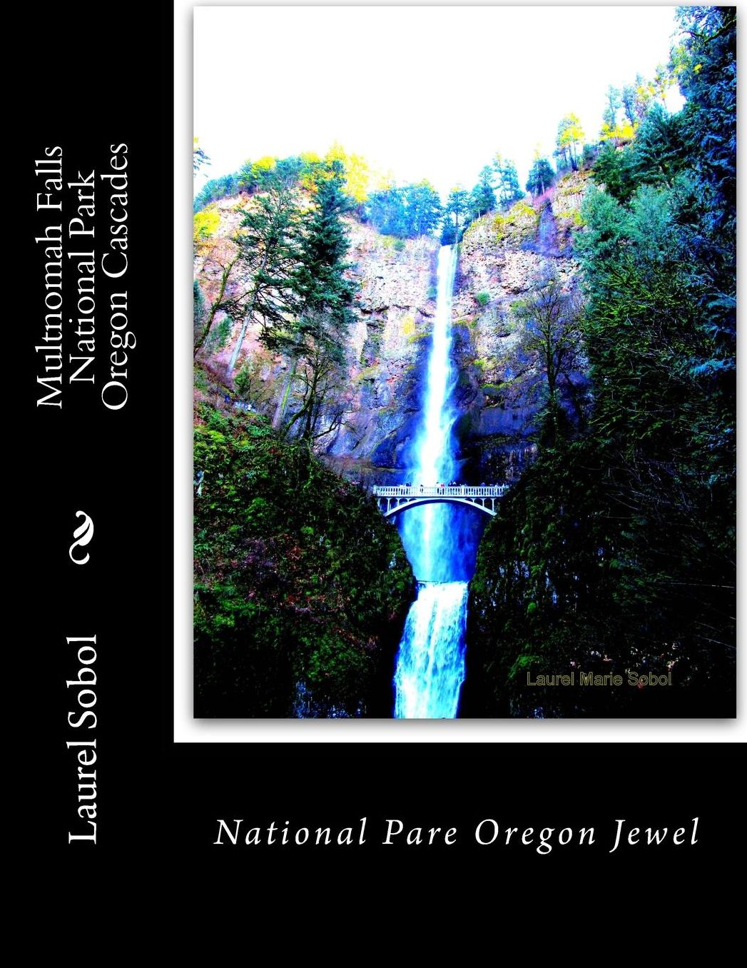 Multnomah Falls National Park Oregon Cascades