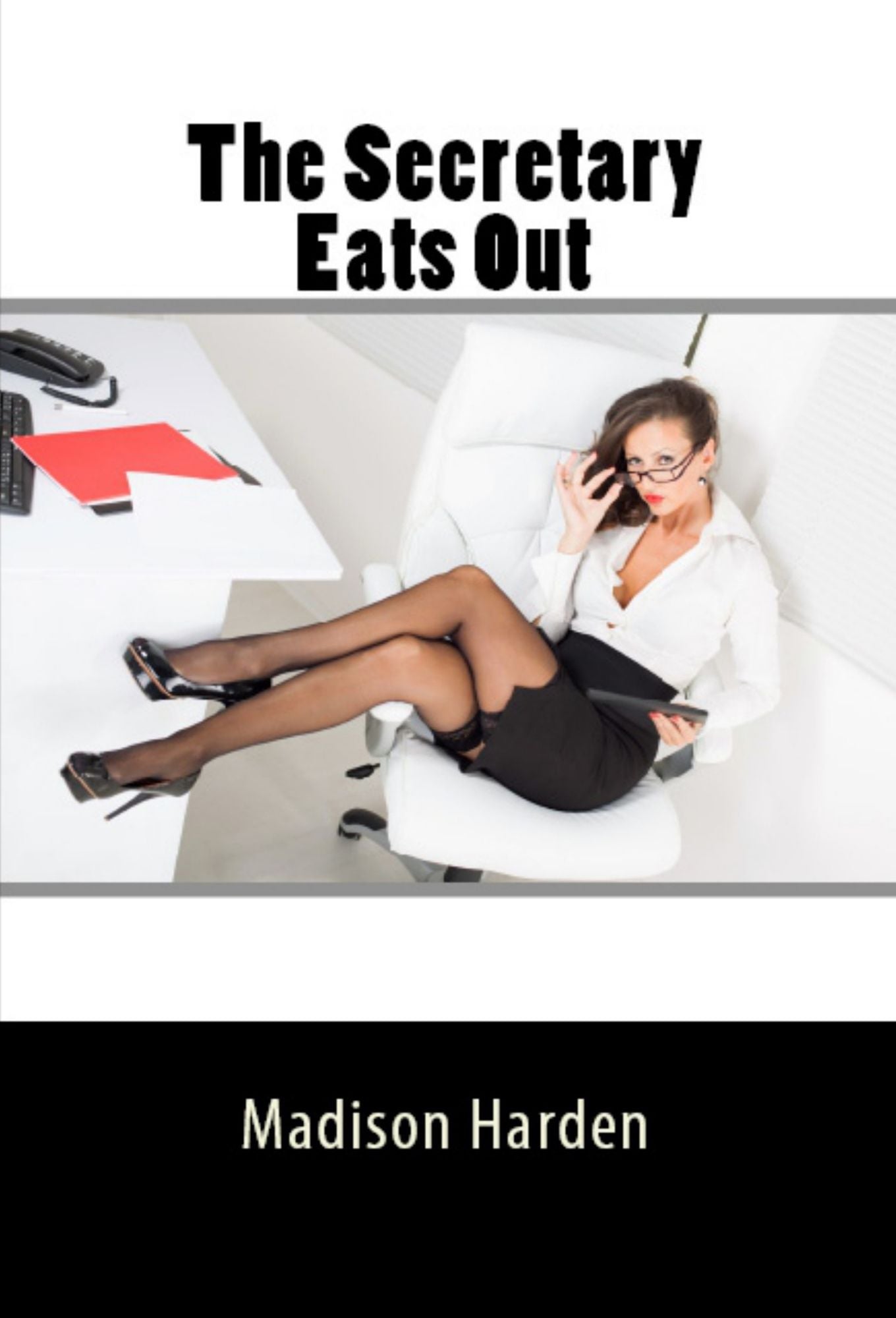 The Secretary Eats Out