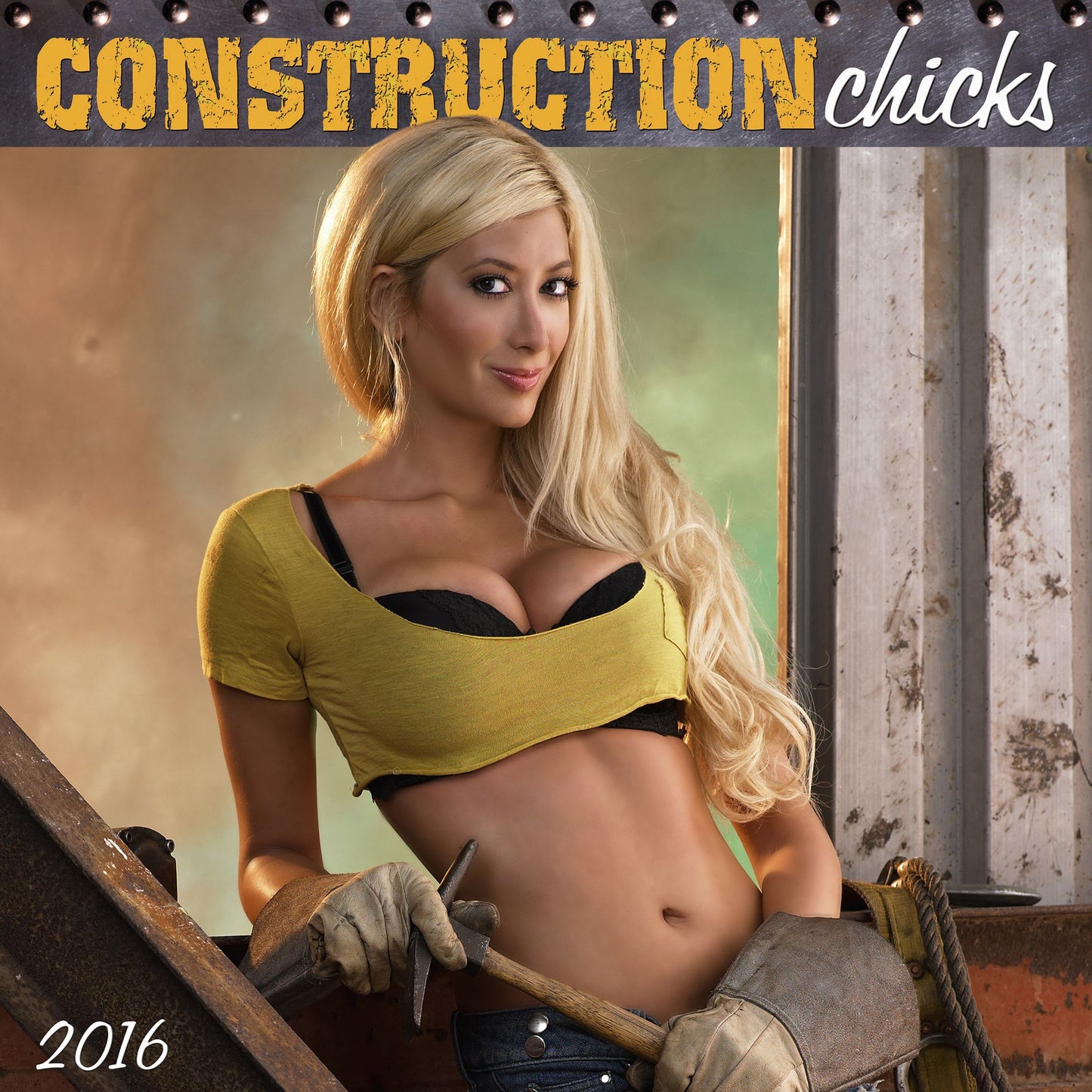2016 Construction Chicks Wall Calendar