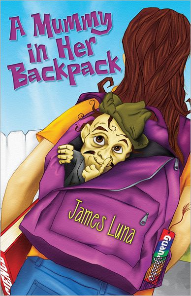 A Mummy in Her Backpack / Una Momia en su mochila