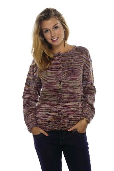 Saturday Style: Casual Knits for Weekend Wear