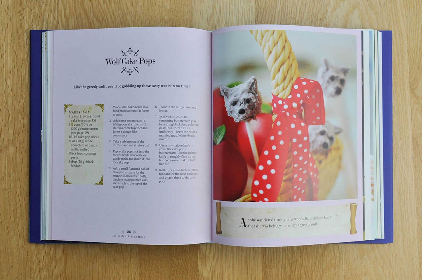 Fairy Tale Baking: More than 50 Enchanting Cakes, Bakes, and Decorations