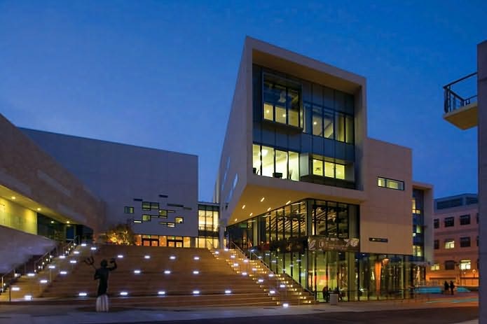 University of California, San Diego: Campus Guides