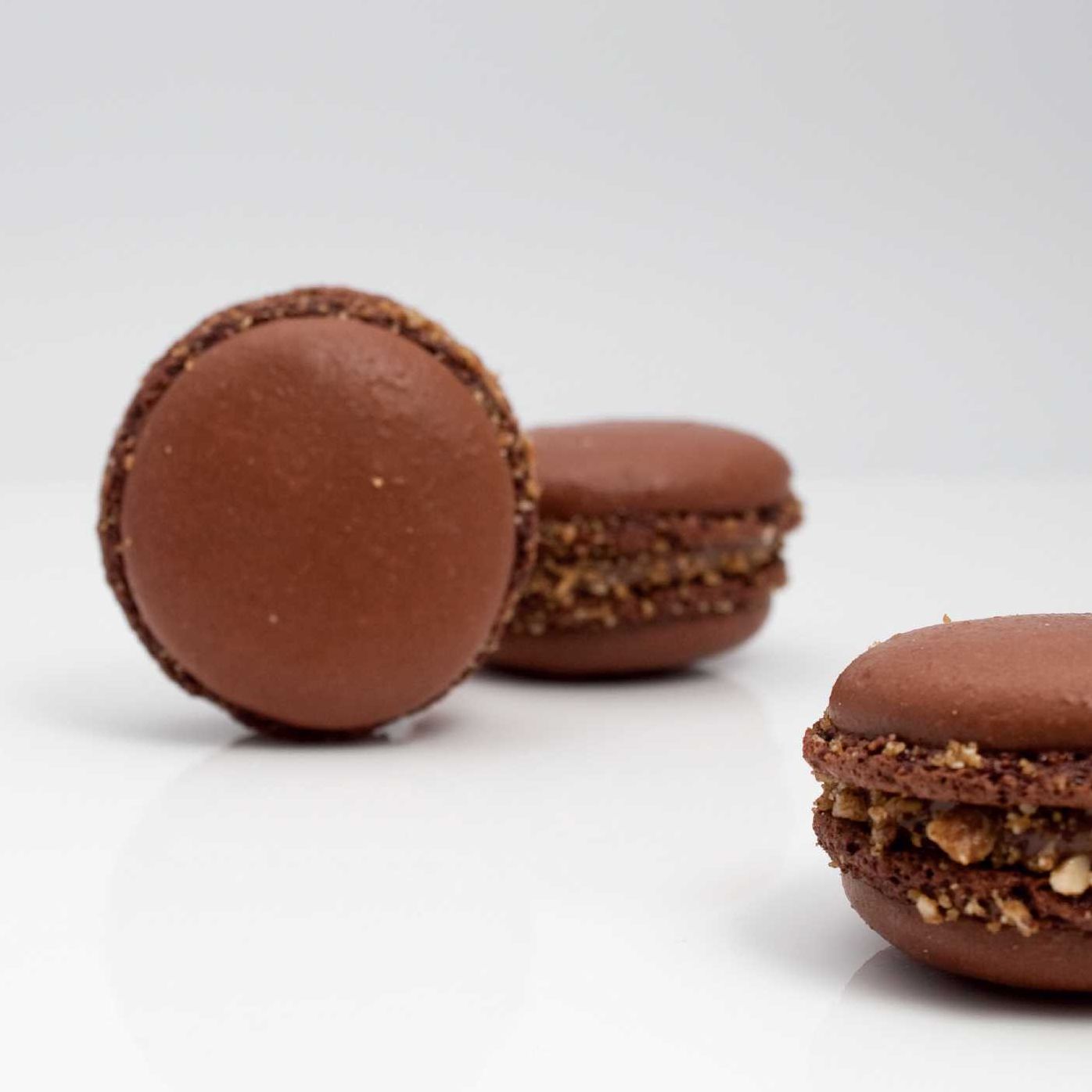Macarons: Authentic French Cookie Recipes from the Macaron Cafe