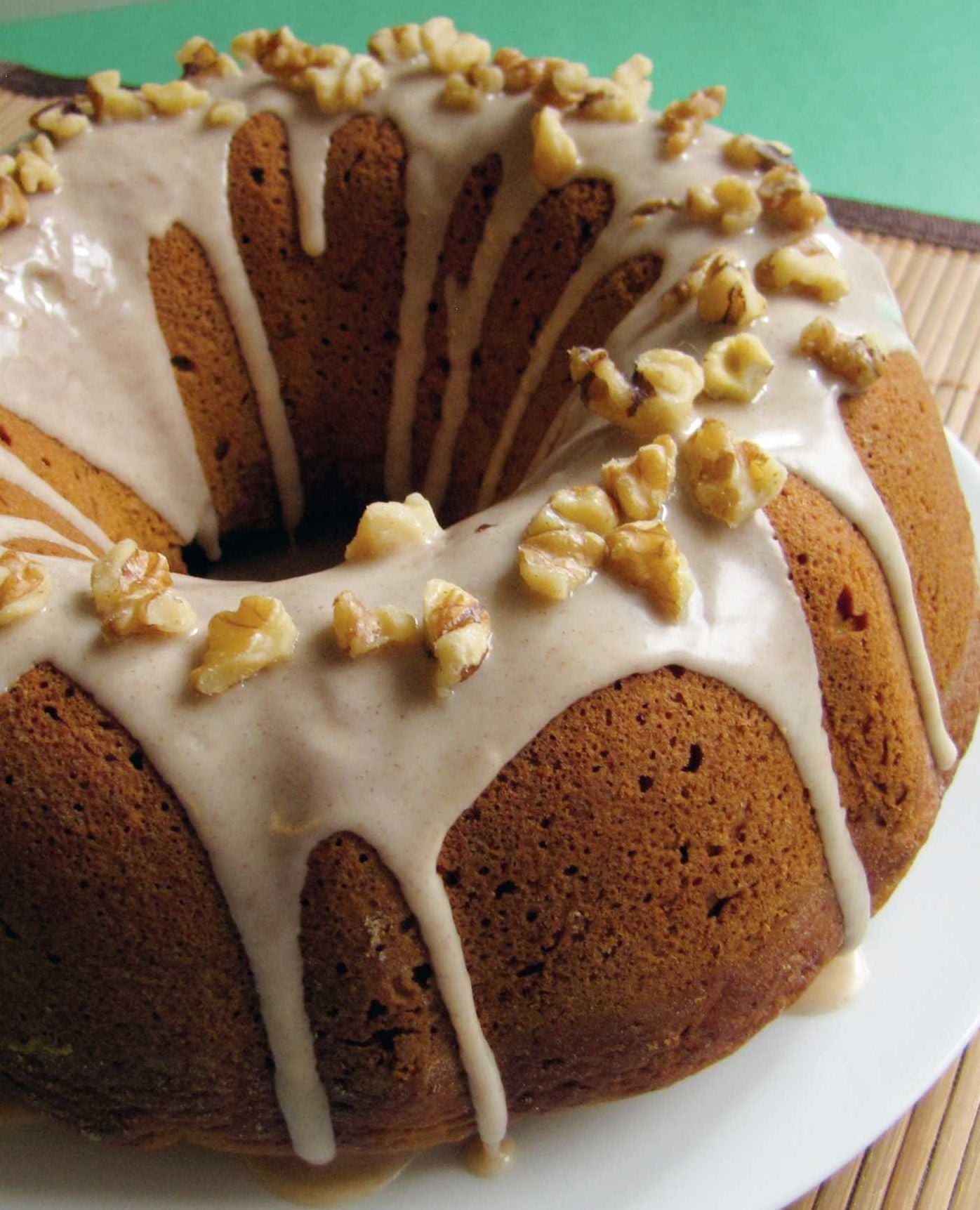 Have Your Cake and Vegan Too: 50 Dazzling and Delicious Cake Creations
