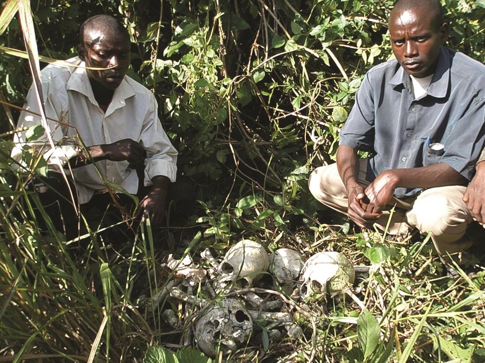 Consuming the Congo: War and Conflict Minerals in the World's Deadliest Place