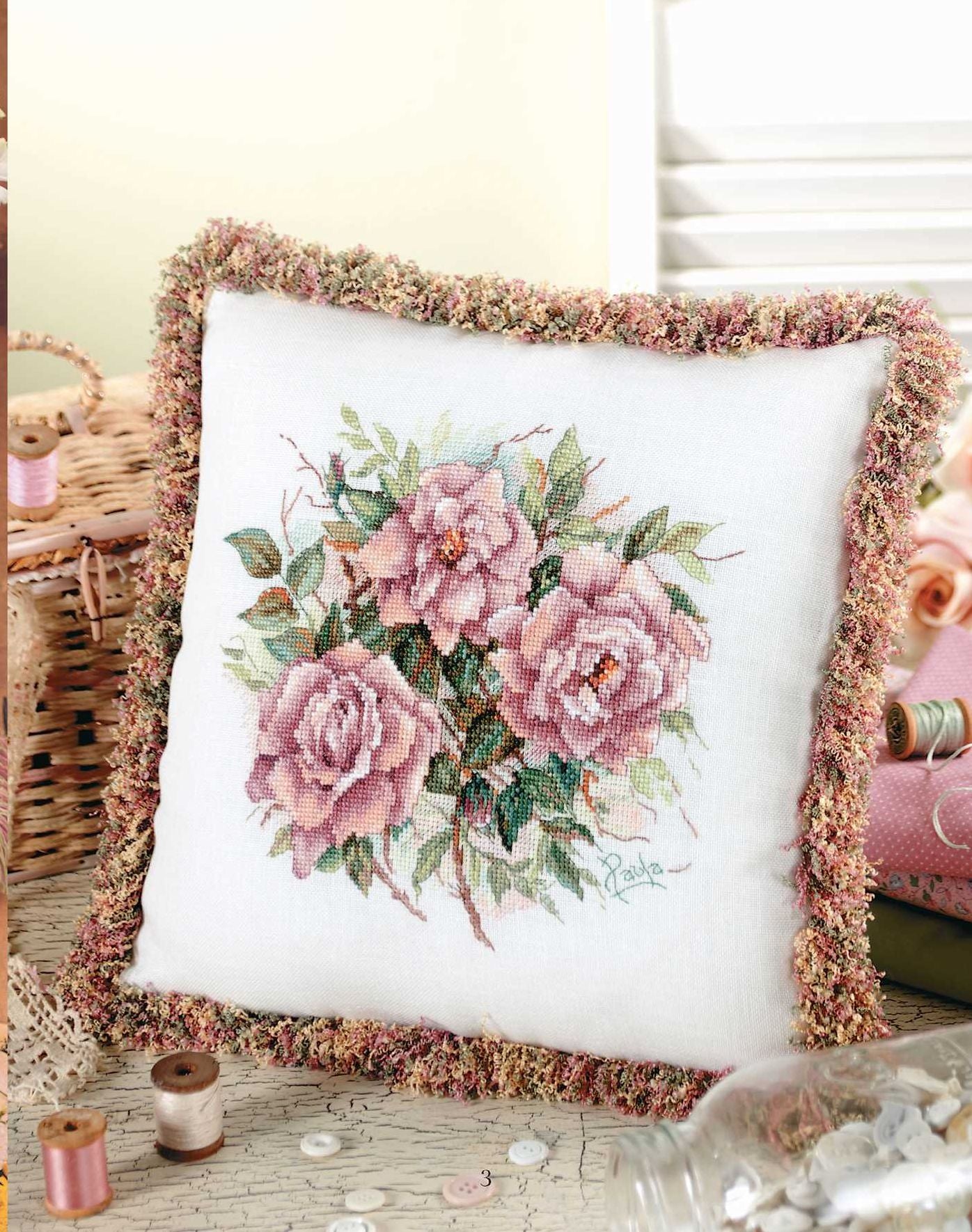 Pillows from Paula's Garden (Leisure Arts #3493)