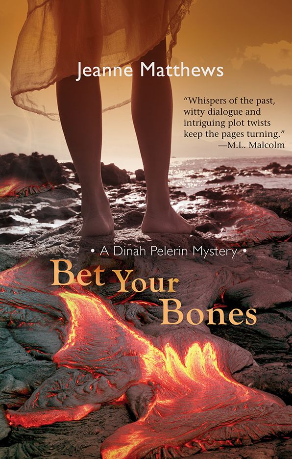 Bet Your Bones (Dinah Pelerin Series #2)