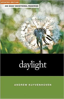 Daylight: Daily Readings with the Bible
