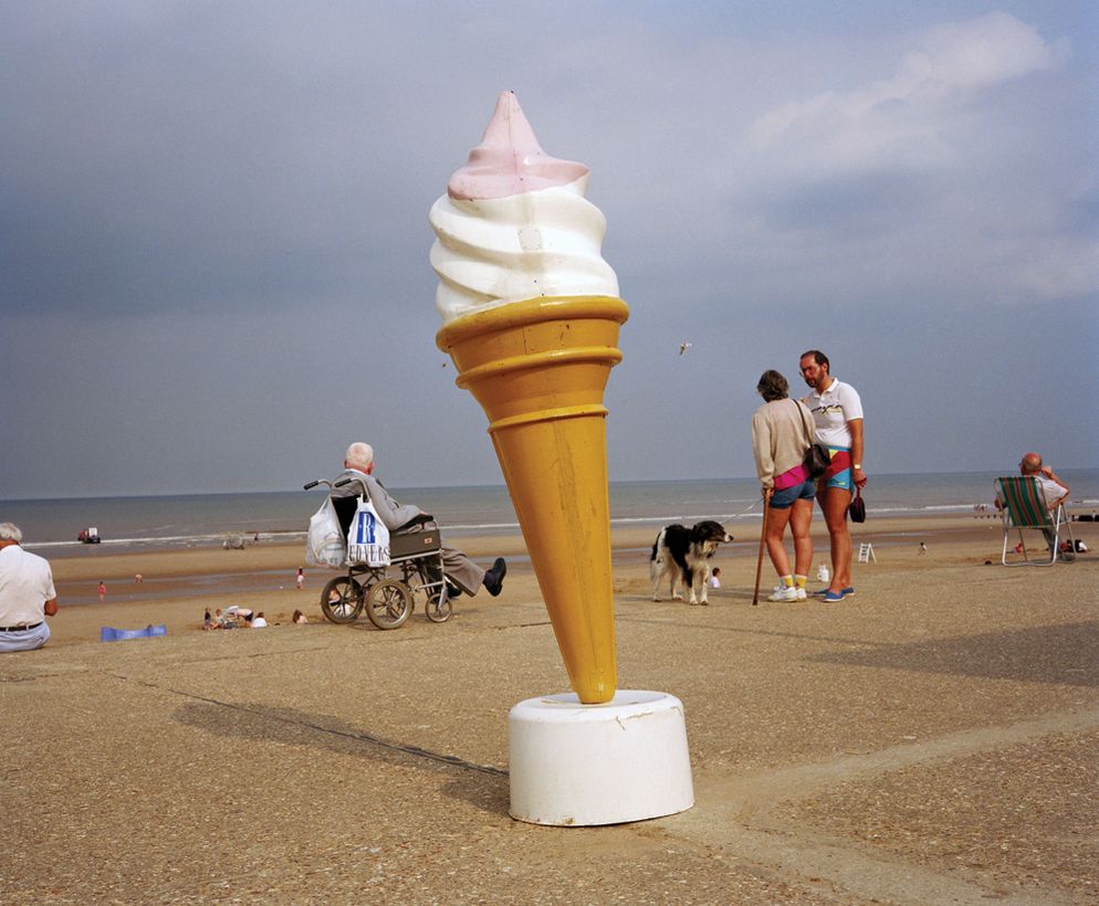 Martin Parr: Life's a Beach