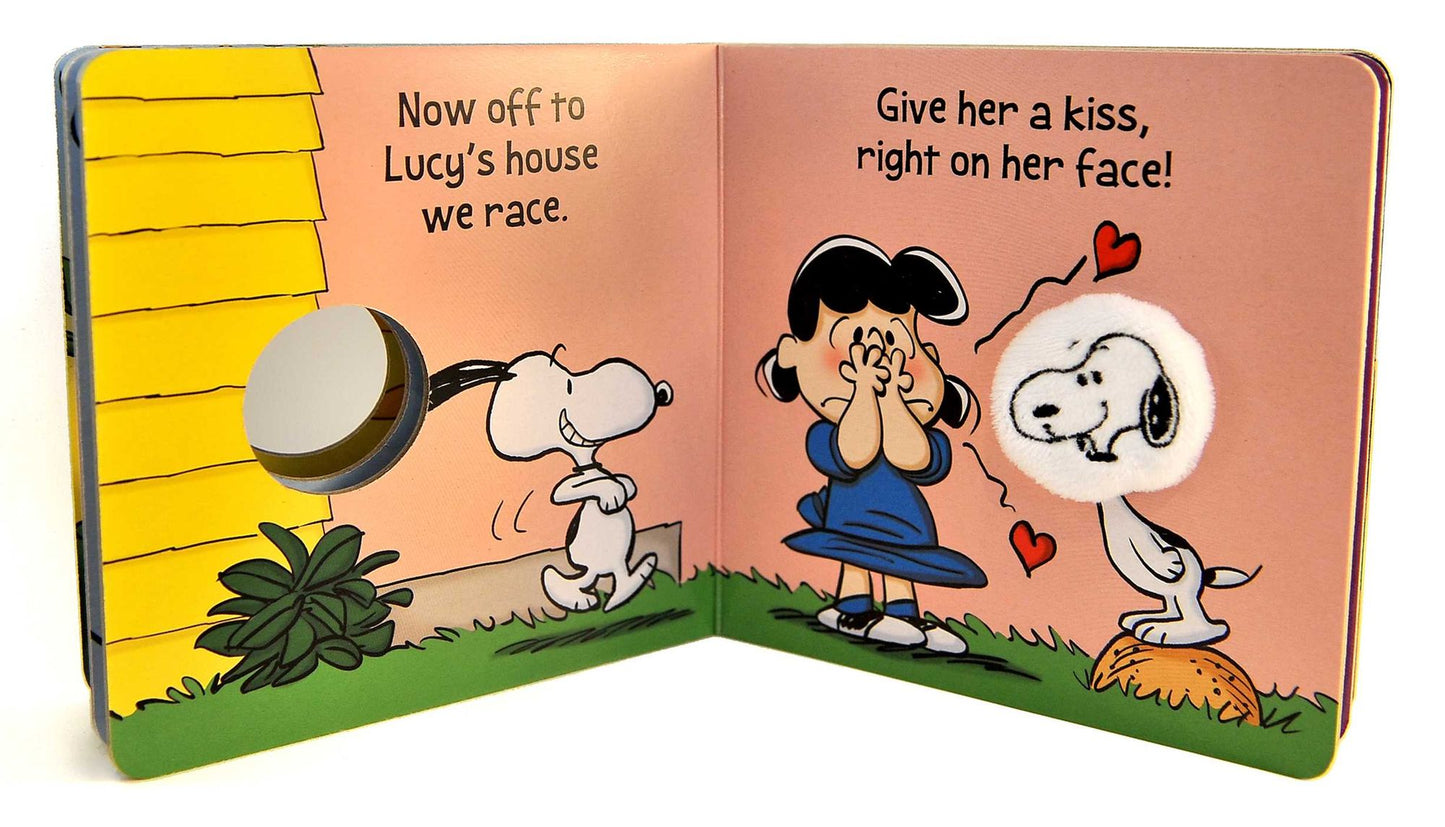 Snoopy's Happy Day: A Peanuts Puppet Book