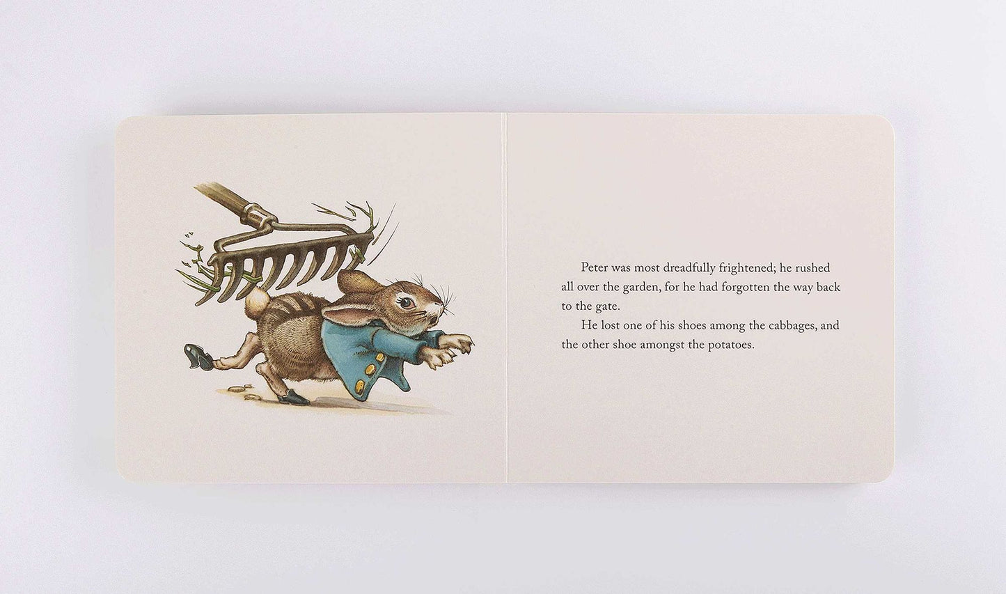 The Peter Rabbit Gift Set: Including a Classic Board Book and Peter Rabbit Plush