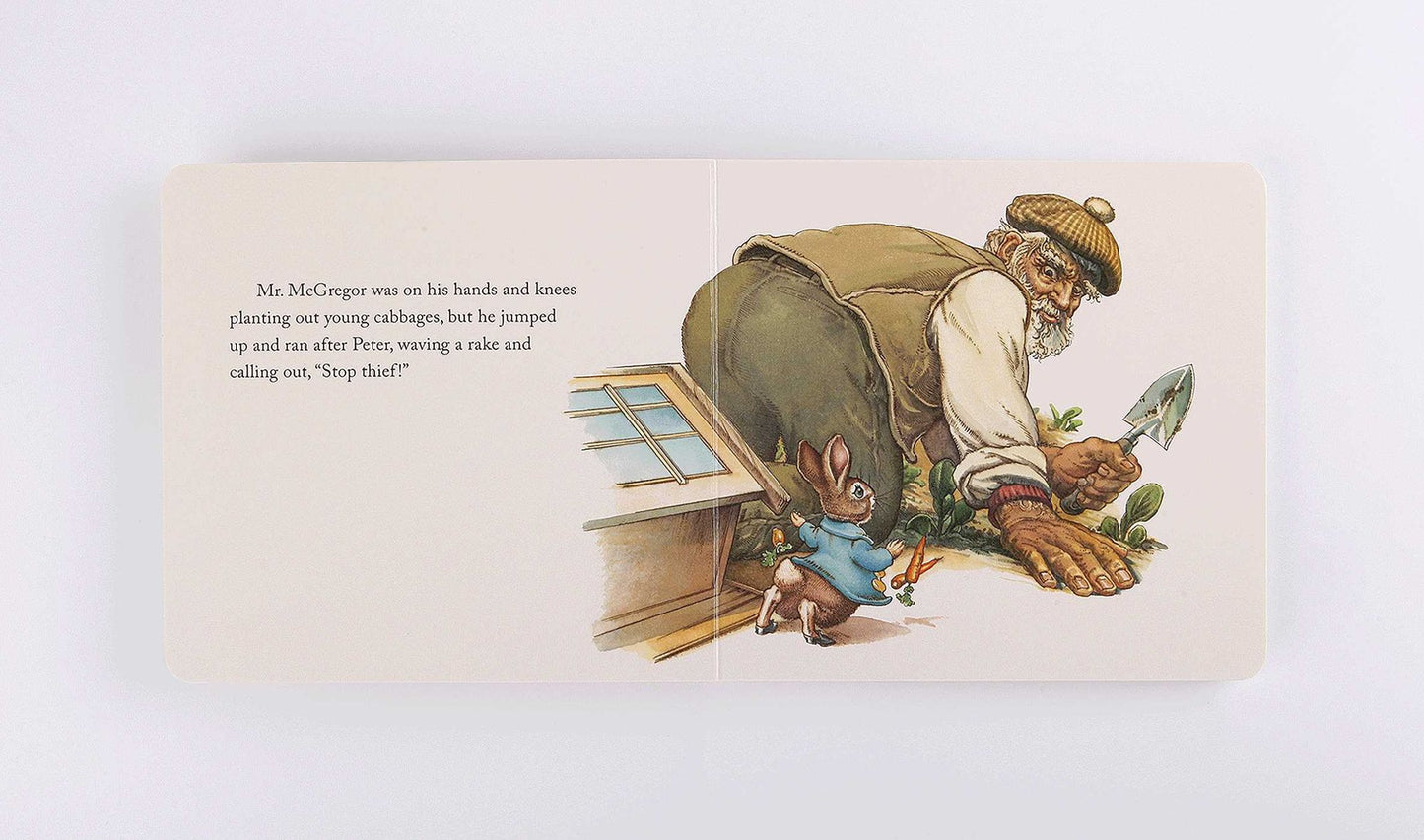 The Peter Rabbit Gift Set: Including a Classic Board Book and Peter Rabbit Plush