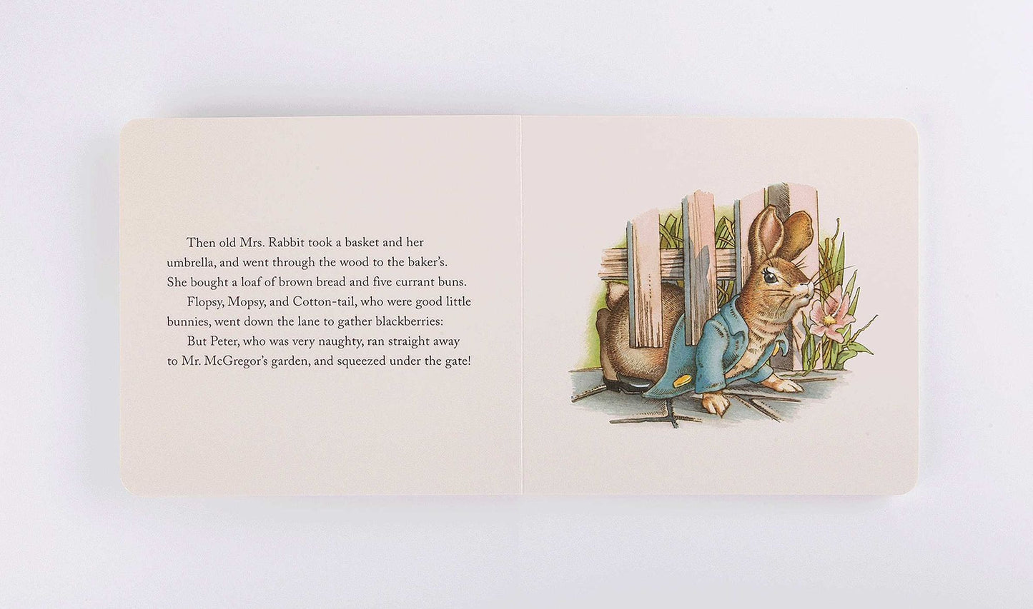 The Peter Rabbit Gift Set: Including a Classic Board Book and Peter Rabbit Plush