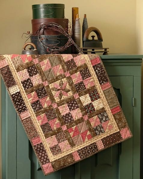Country Threads Goes to Charm School: 19 Little Quilts from 5" Squares