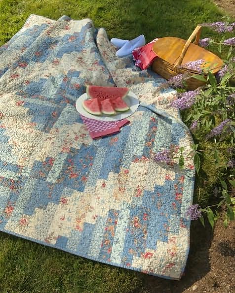 Modern Basics: Easy Quilts to Fit Your Budget, Space, and Style