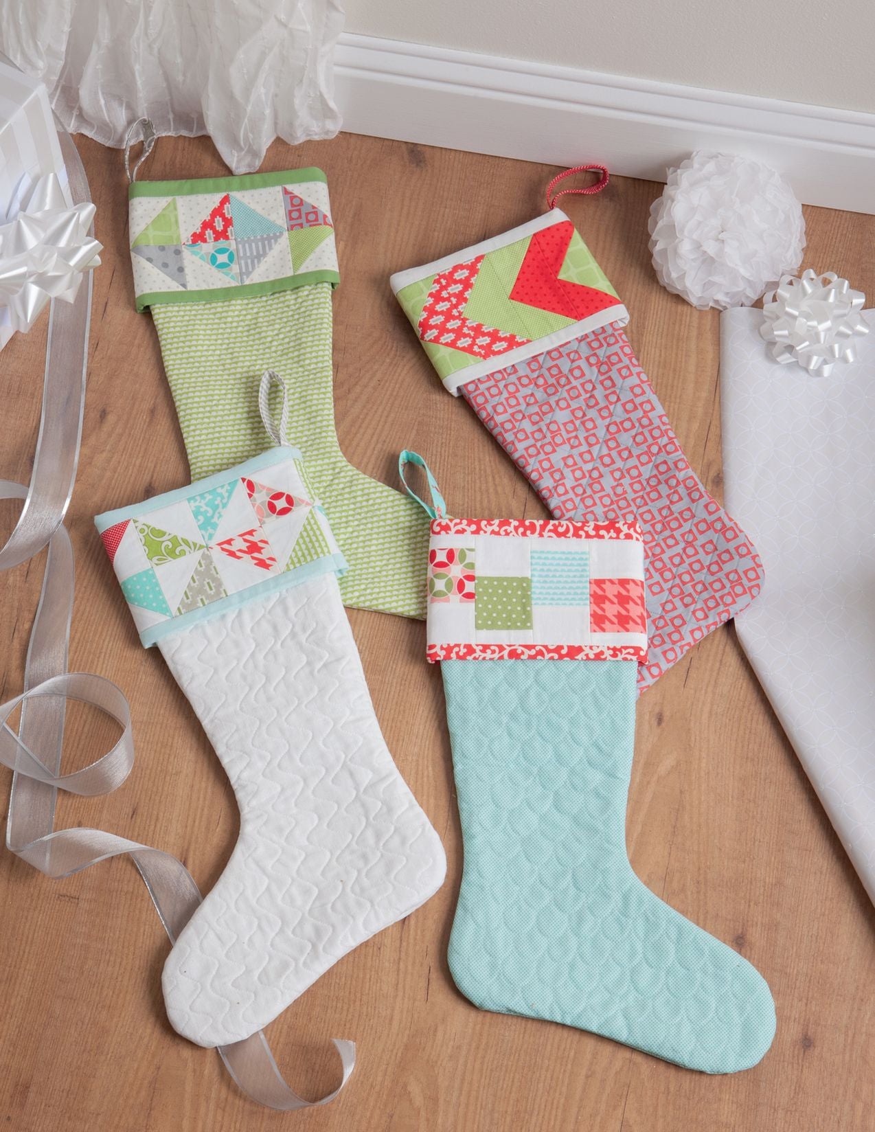 Simply Modern Christmas: Fresh Quilting Patterns for the Holidays