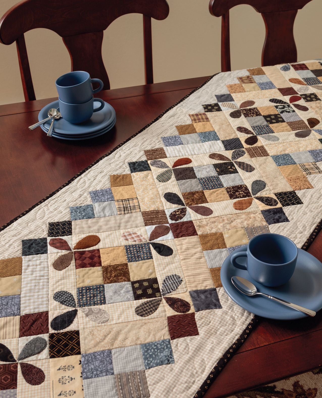 Knockout Neutrals: 12 Showstopping Neutral Quilts