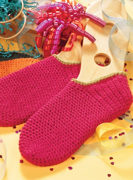 Crochet Bright : Scarves, Hats, Booties, and More